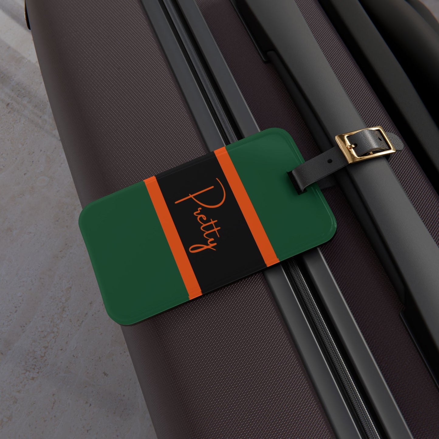 Pretty Tricou Luggage Tag