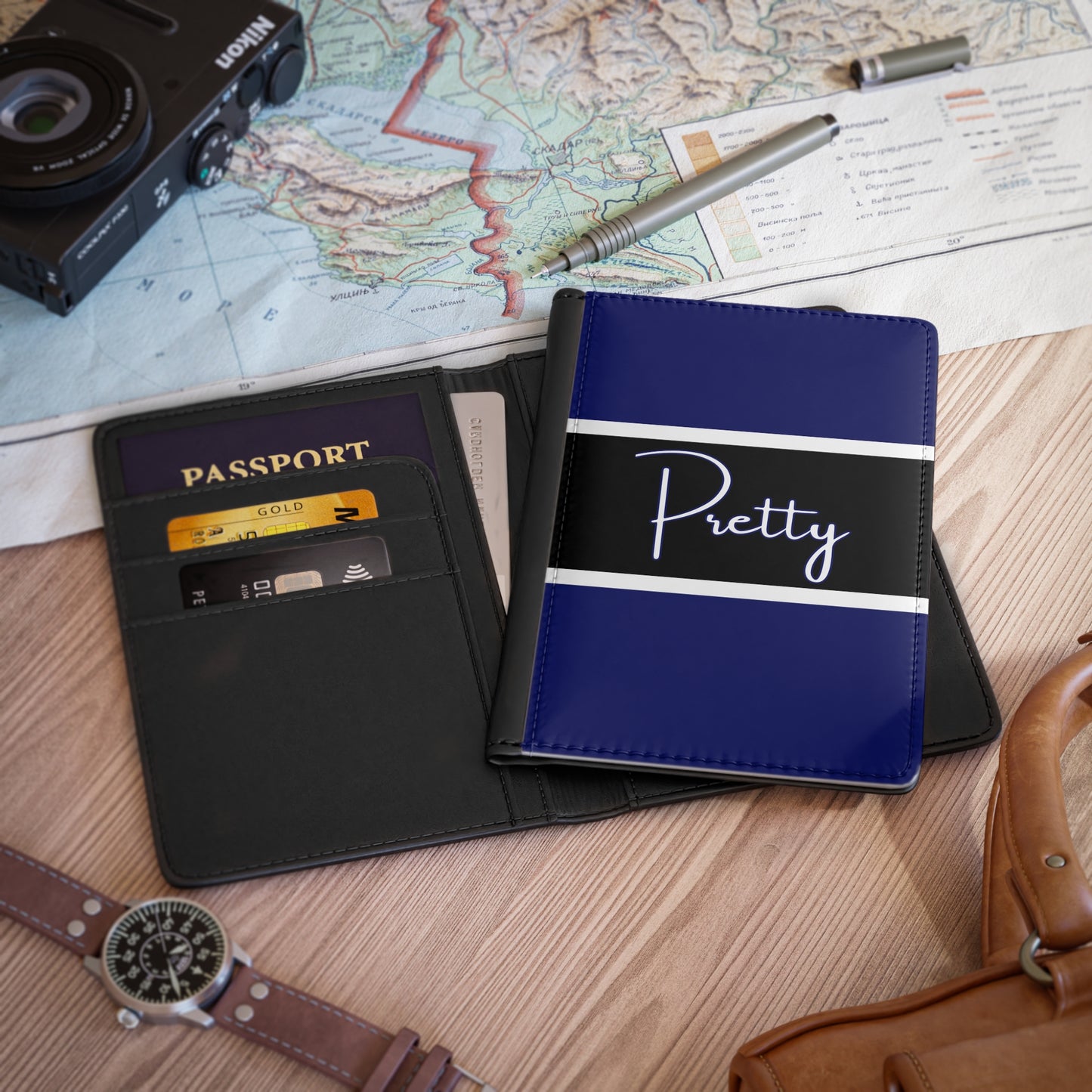 Pretty Baronne Passport Cover