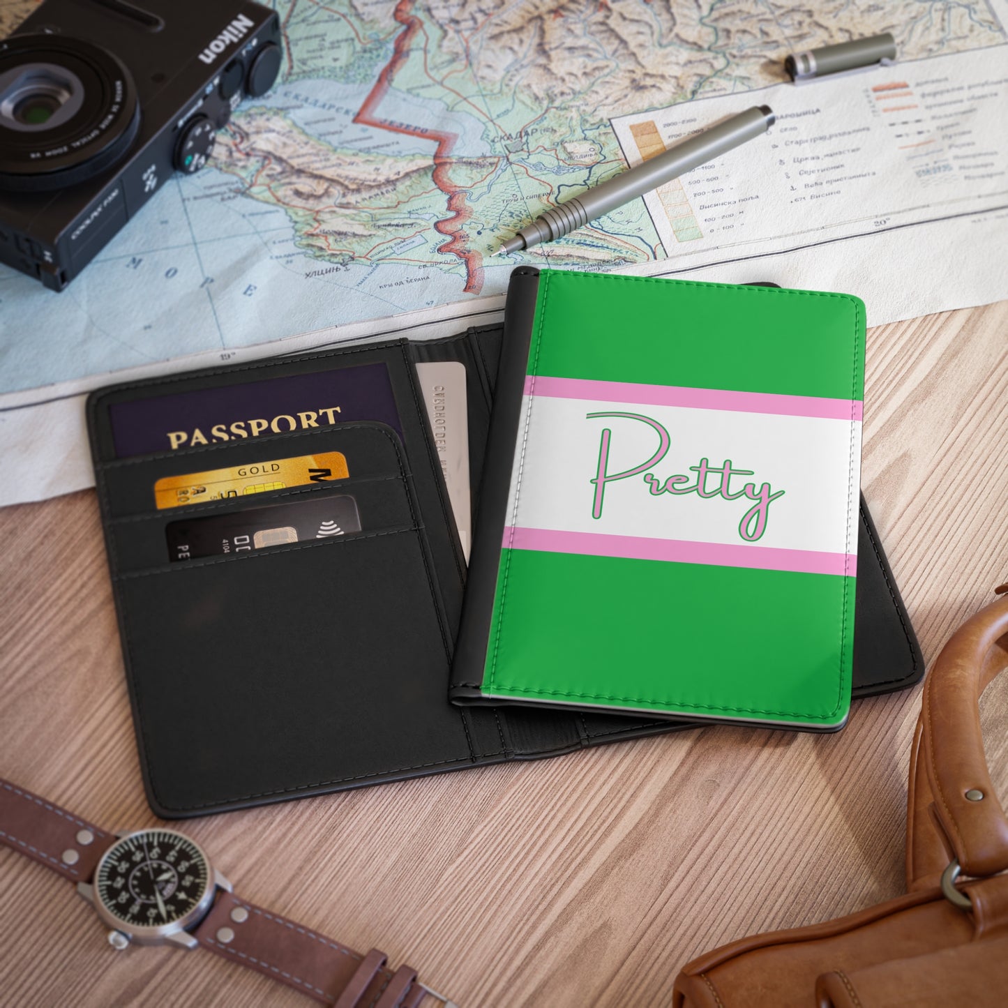 Pretty Lacombe 3.0 Passport Cover