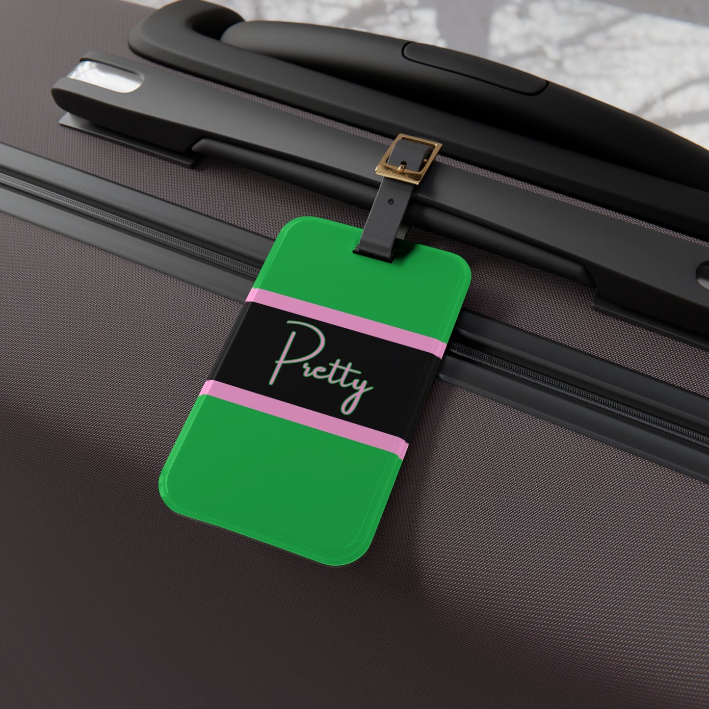 Pretty Lacombe Luggage Tag