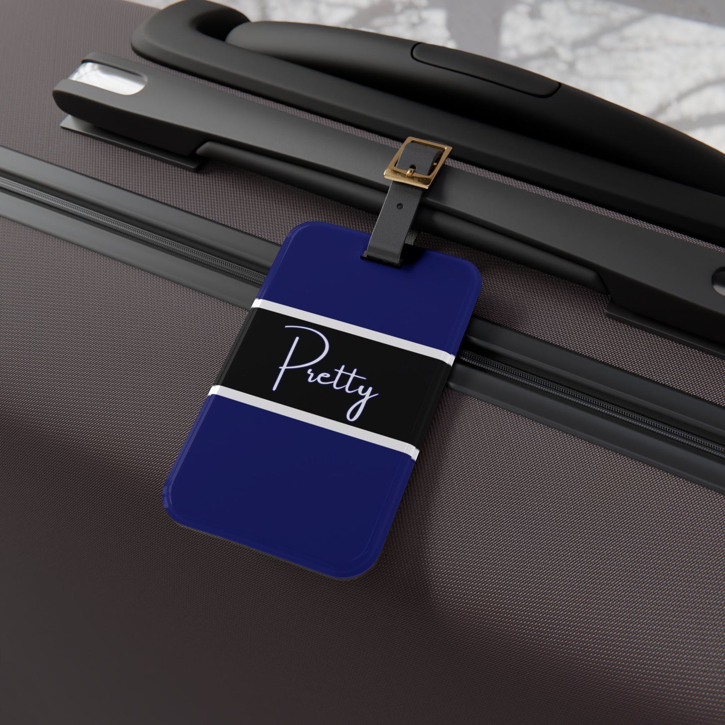 Pretty Baronne Luggage Tag