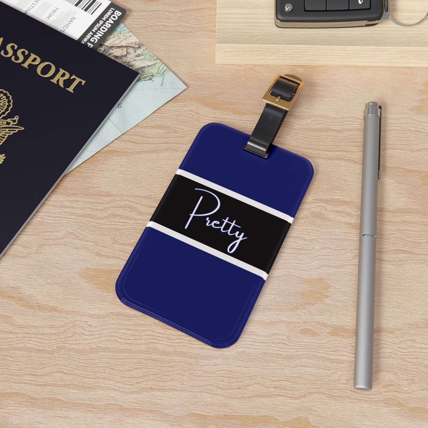 Pretty Baronne Luggage Tag