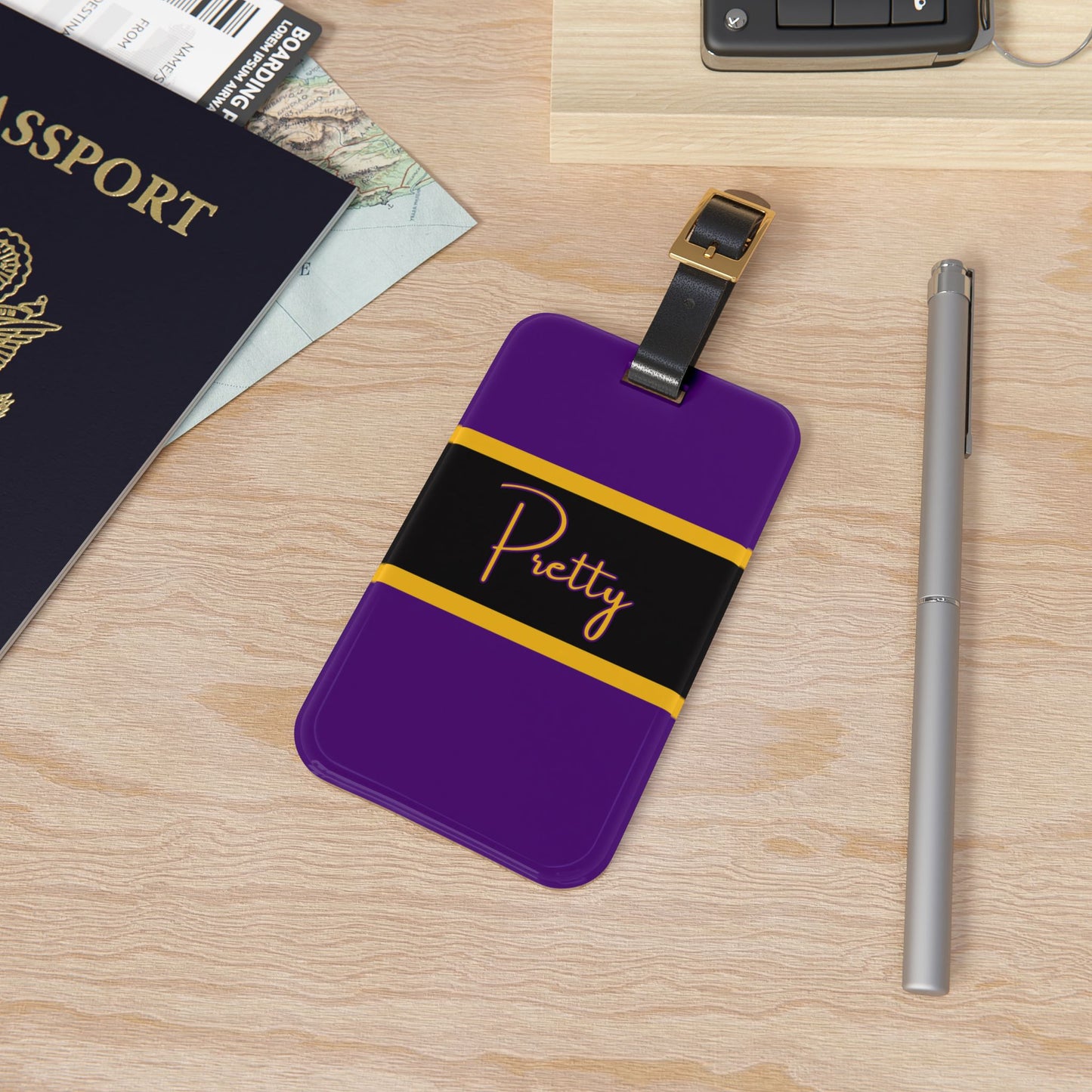 Pretty Mazant Luggage Tag